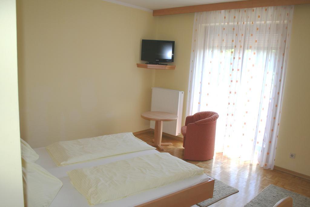 Hotel Restaurant Thadeushof Techelsberg Екстер'єр фото