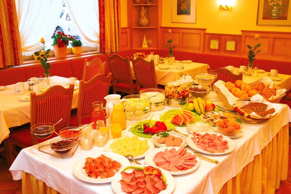 Hotel Restaurant Thadeushof Techelsberg Екстер'єр фото